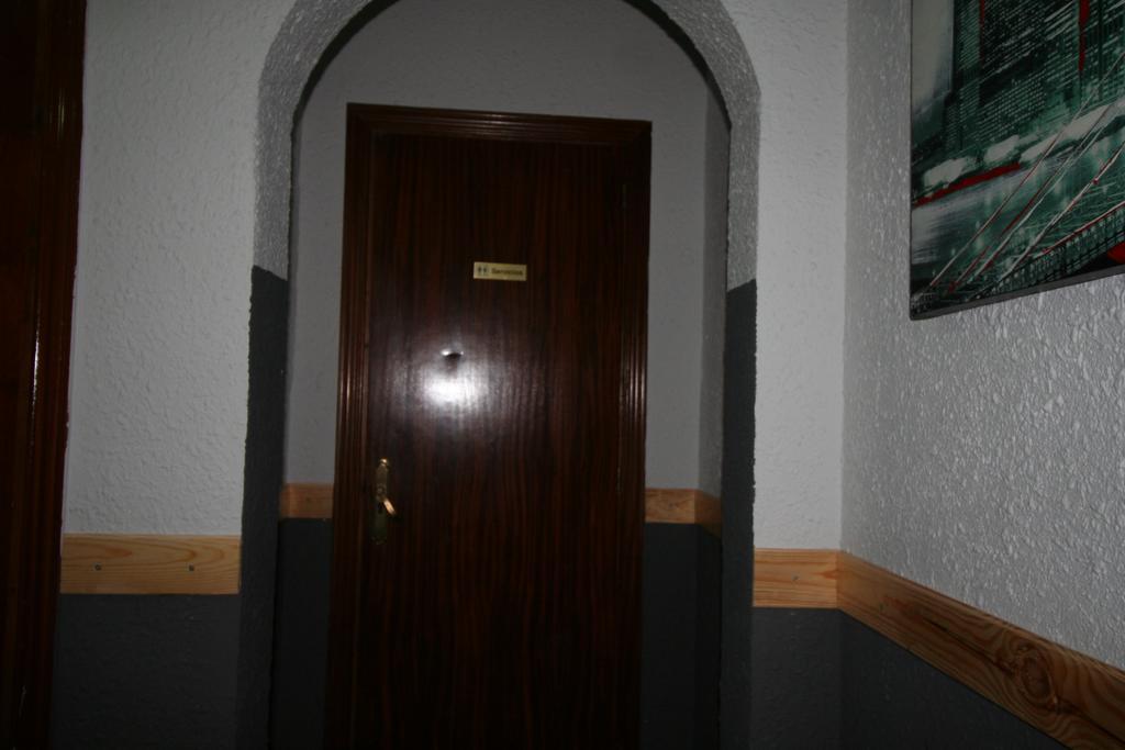 Hostal Restaurante Avenida De Madrid Терраса Экстерьер фото