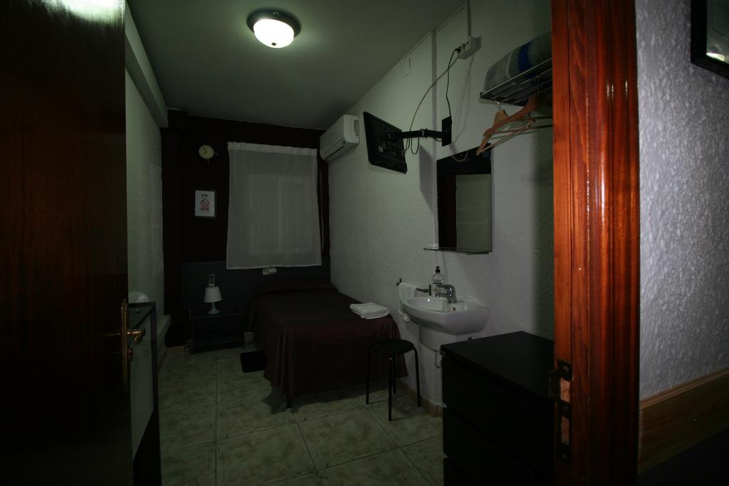 Hostal Restaurante Avenida De Madrid Терраса Номер фото
